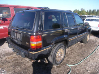 Illustration for article titled Copart Auction Used Car Come-Up - 1995 Jeep Grand Cherokee Limited